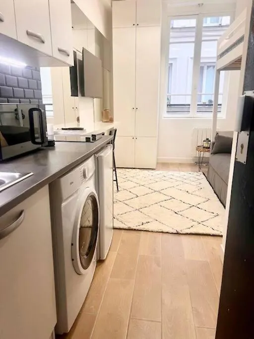Apartment Studio Annah Paris France